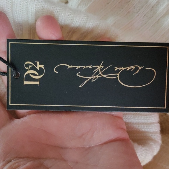 12127 FINAL PRICE Diane Gilman DG2 cream turtleneck sweater w/charms L NWT - Picture 12 of 13